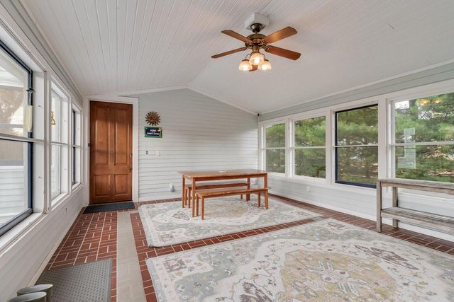 221 10th STREET S, La Crosse, WI 54601