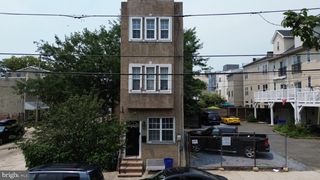 1214 S 4TH ST, Philadelphia, PA 19147
