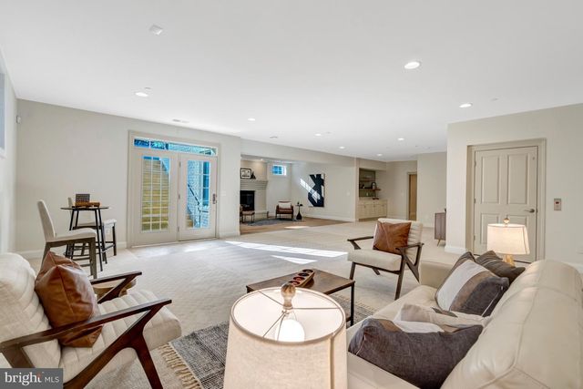 1318 KURTZ RD, Mclean, VA 22101