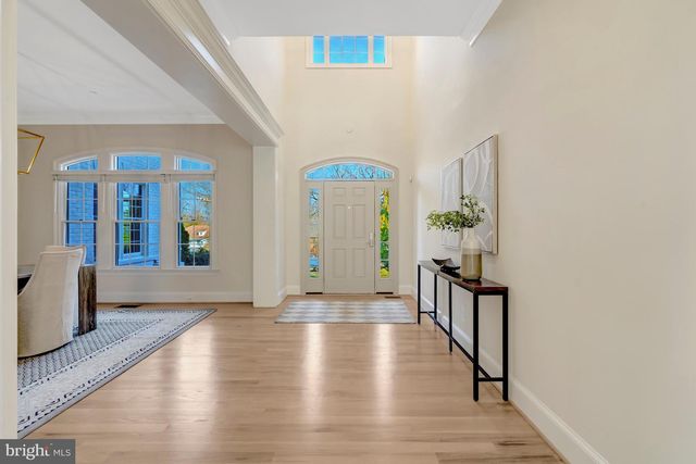 1318 KURTZ RD, Mclean, VA 22101