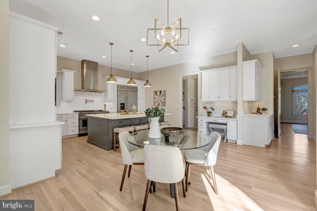 1318 KURTZ RD, Mclean, VA 22101