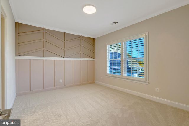 1318 KURTZ RD, Mclean, VA 22101