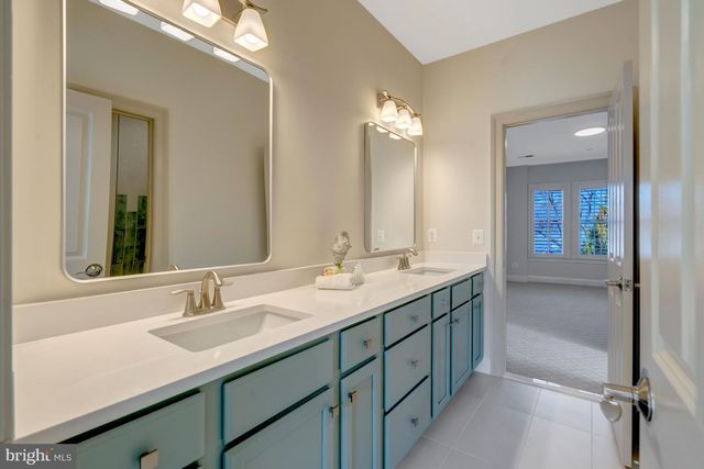 1318 KURTZ RD, Mclean, VA 22101