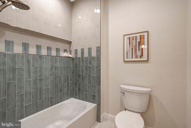 1318 KURTZ RD, Mclean, VA 22101