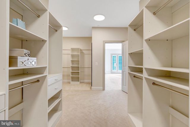 1318 KURTZ RD, Mclean, VA 22101