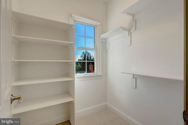 1318 KURTZ RD, Mclean, VA 22101