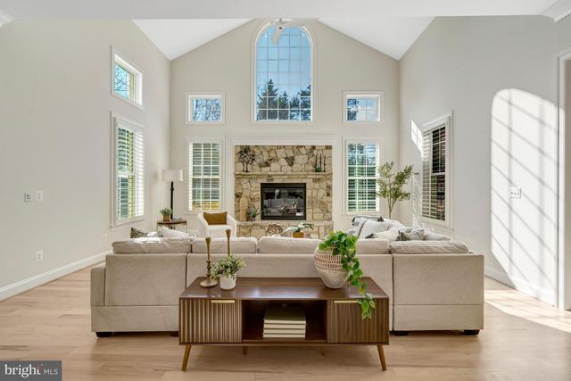 1318 KURTZ RD, Mclean, VA 22101