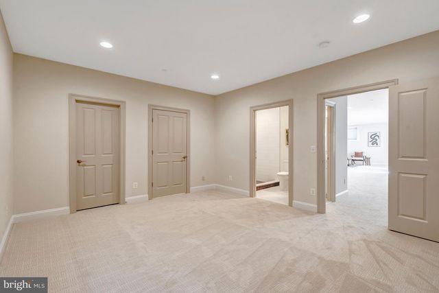 1318 KURTZ RD, Mclean, VA 22101