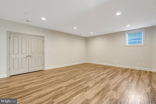 1318 KURTZ RD, Mclean, VA 22101