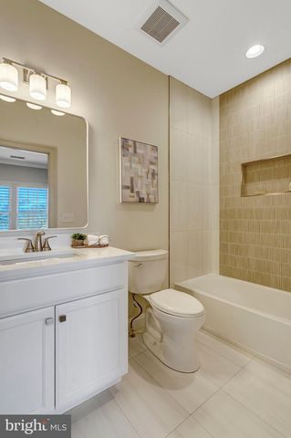 1318 KURTZ RD, Mclean, VA 22101