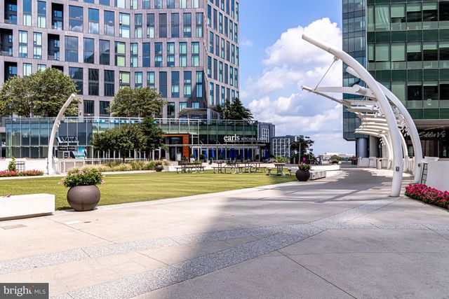 1318 KURTZ RD, Mclean, VA 22101