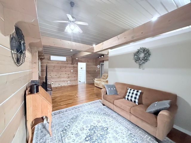 7055 W U.S. 60, Morehead, KY 40351