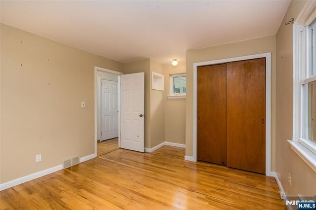 23 Cabot Lane, Kinnelon Borough, NJ 07405