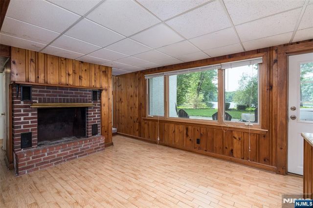 23 Cabot Lane, Kinnelon Borough, NJ 07405