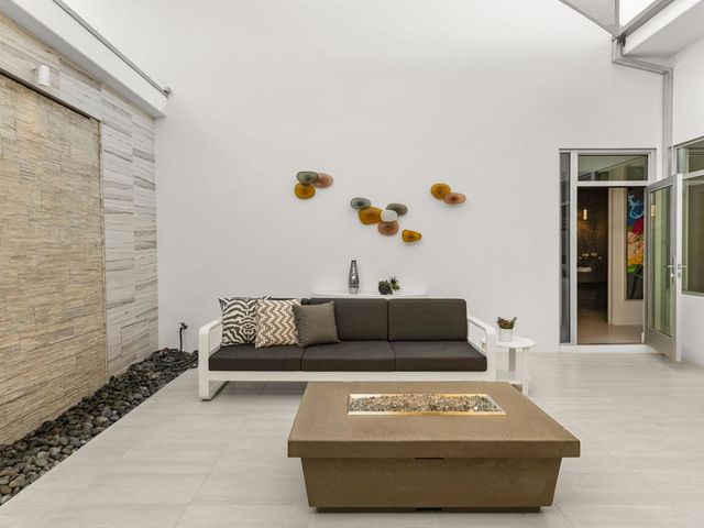 48674 Vista Viejo Drive, Palm Desert, CA 92260