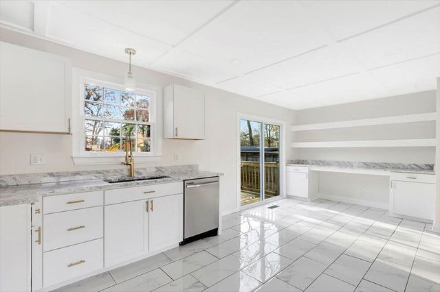 610 Woodvale Avenue, Chattanooga, TN 37411
