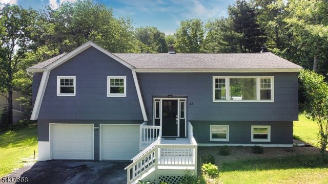43 Courtland Dr, Wantage Twp., NJ 07461