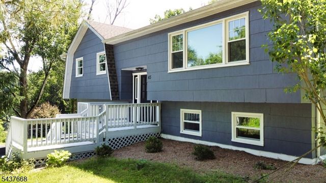 43 Courtland Dr, Wantage Twp., NJ 07461