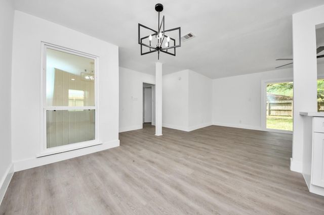 11222 Cliffwood Drive, Houston, TX 77035