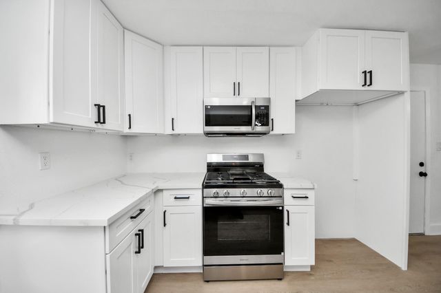 11222 Cliffwood Drive, Houston, TX 77035