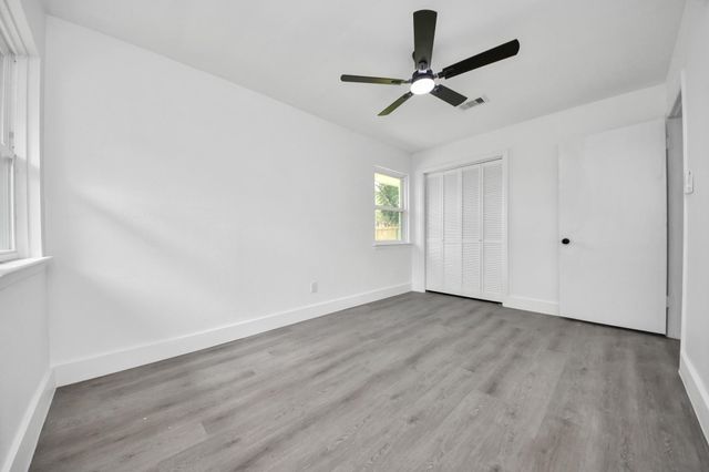 11222 Cliffwood Drive, Houston, TX 77035