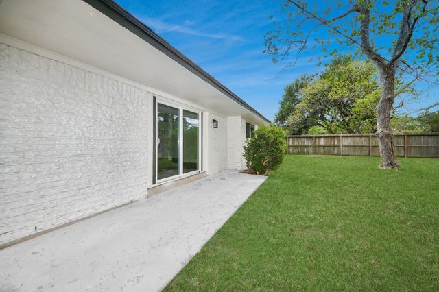 11222 Cliffwood Drive, Houston, TX 77035