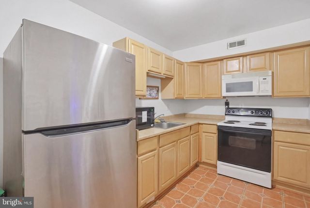 4702 TECUMSEH ST, College Park, MD 20740