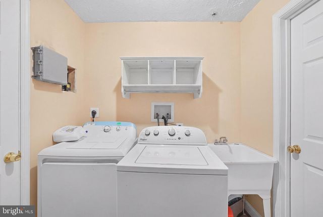 4702 TECUMSEH ST, College Park, MD 20740