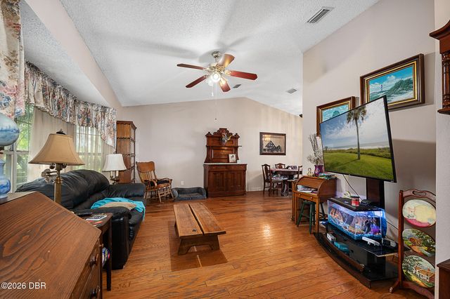 2372 Mitchell Island Road, Deltona, FL 32738
