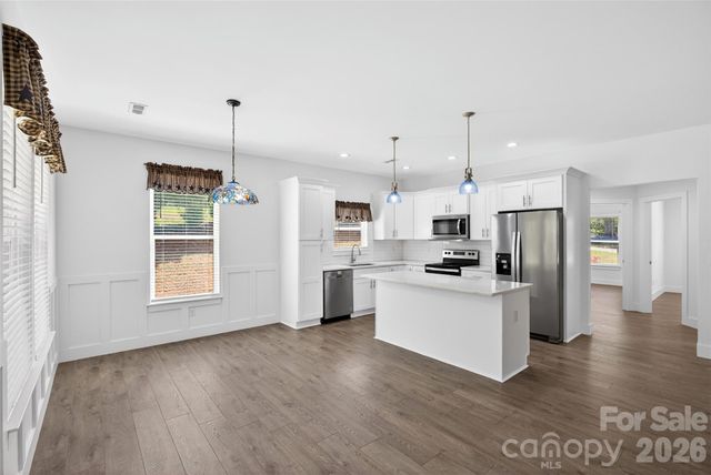 138 Kasler Road, Cowpens, SC 29330