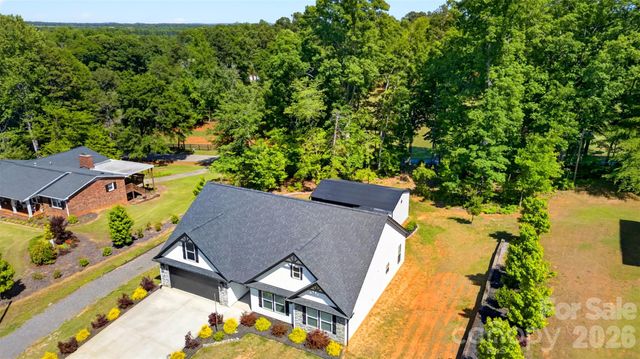 138 Kasler Road, Cowpens, SC 29330