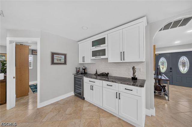 1812 SE 37th TER, Cape Coral, FL 33904