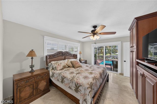 1812 SE 37th TER, Cape Coral, FL 33904
