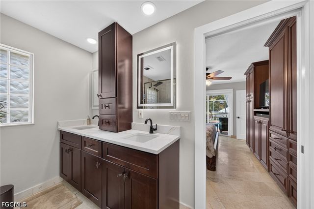 1812 SE 37th TER, Cape Coral, FL 33904