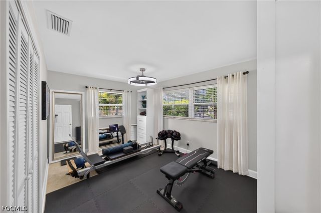 1812 SE 37th TER, Cape Coral, FL 33904