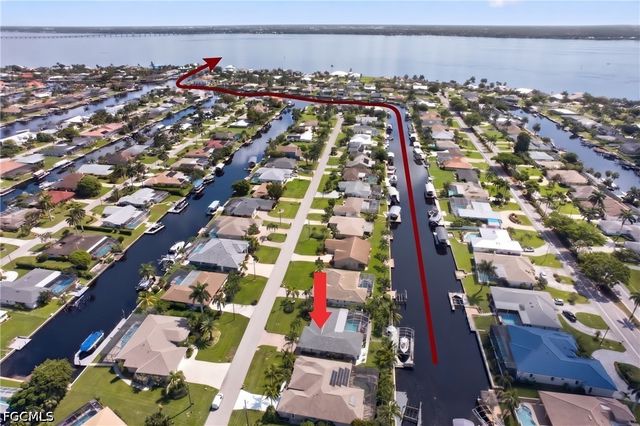1812 SE 37th TER, Cape Coral, FL 33904