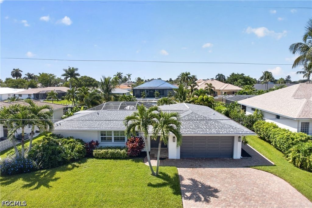 1812 SE 37th TER, Cape Coral, FL 33904