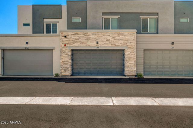 16830 N 141st Avenue 3A, Surprise, AZ 85374