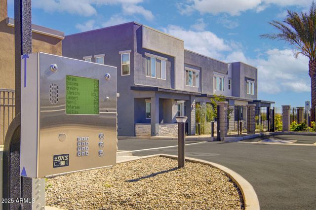 16830 N 141st Avenue 3A, Surprise, AZ 85374