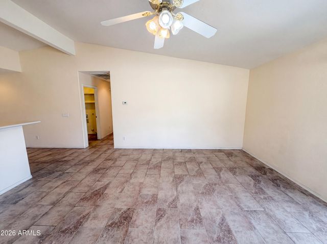 10813 W WILSHIRE Drive, Avondale, AZ 85392