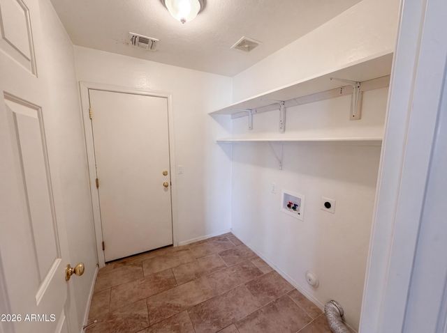 10813 W WILSHIRE Drive, Avondale, AZ 85392