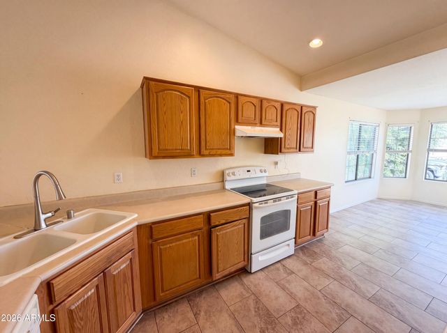 10813 W WILSHIRE Drive, Avondale, AZ 85392