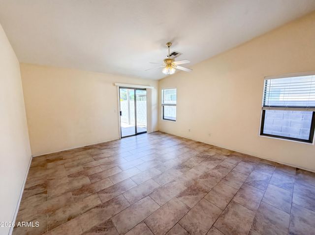 10813 W WILSHIRE Drive, Avondale, AZ 85392