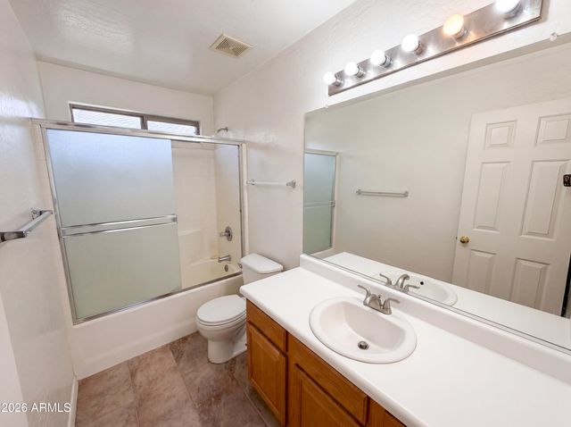 10813 W WILSHIRE Drive, Avondale, AZ 85392