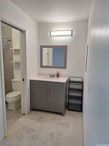 98-360 Koauka Loop 219, Aiea, HI 96701