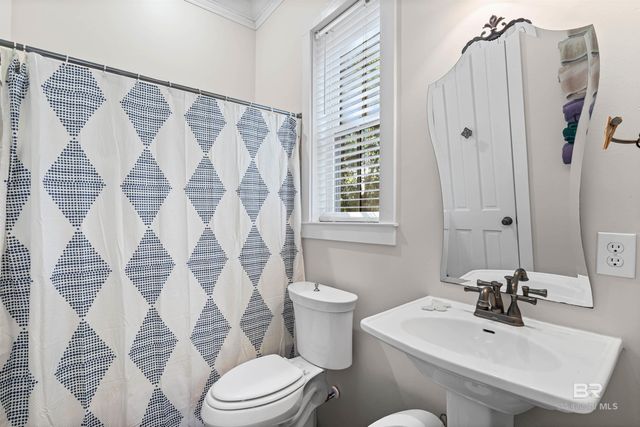 556 Johnson Avenue, Fairhope, AL 36532