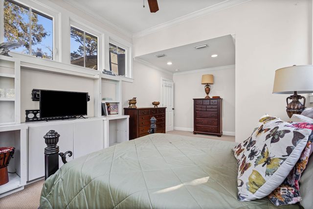 556 Johnson Avenue, Fairhope, AL 36532