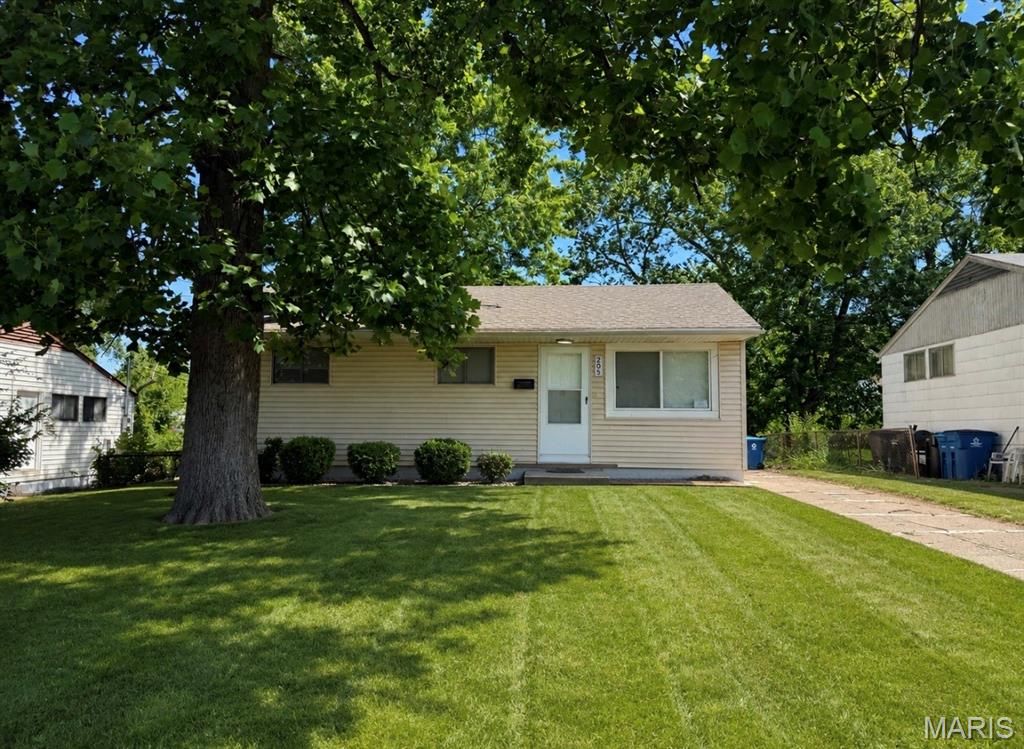 205 Grampian Road, Riverview, MO 63137