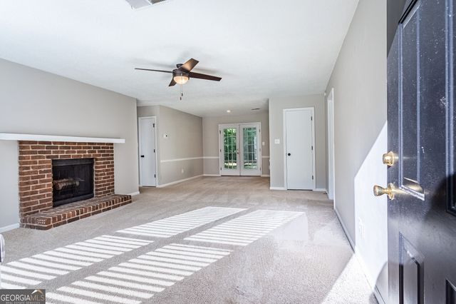 1046 Country Club Road, Newnan, GA 30263