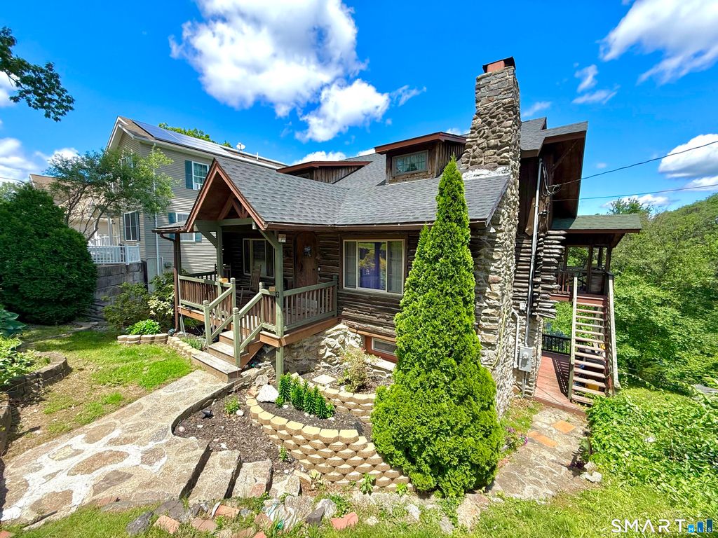 116 River Road 2, Shelton, CT 06484